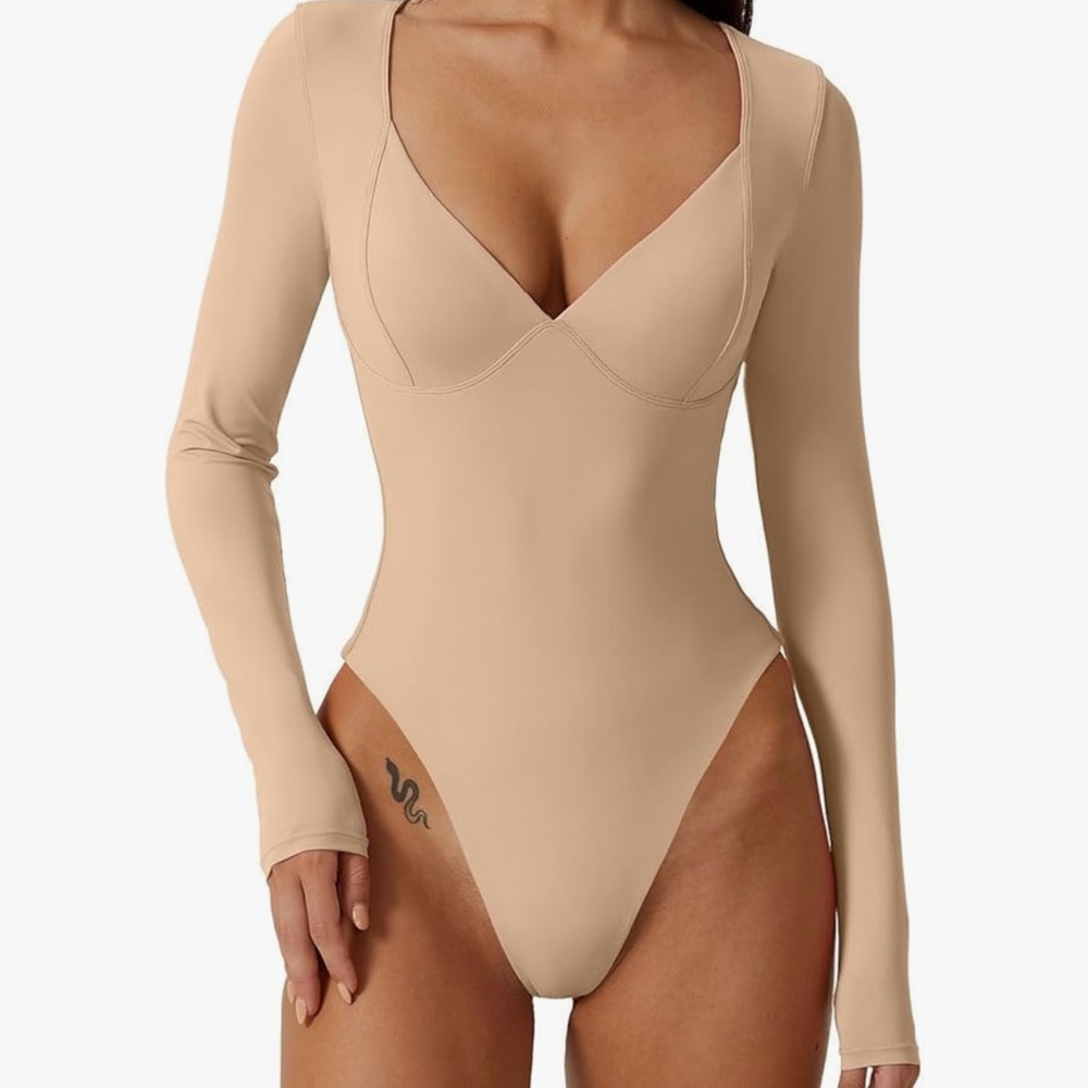 Qinsen Women’s Long Sleeve V Neck Bodysuit Double Lined NWOT